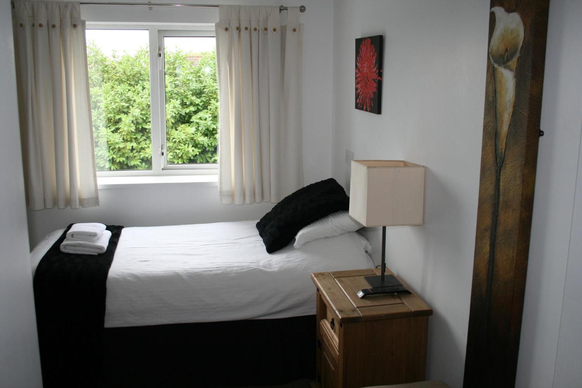 The Leaking Well Bed & Breakfast Dunhampton Luaran gambar